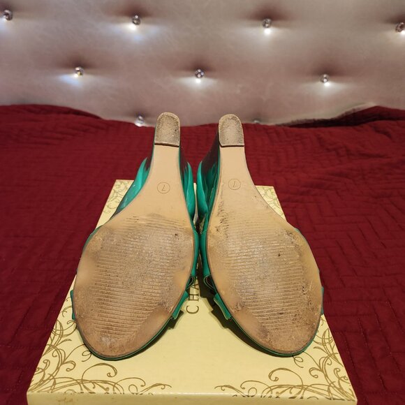 Women's size 7 Green Patent Wedges - Picture 4 of 4